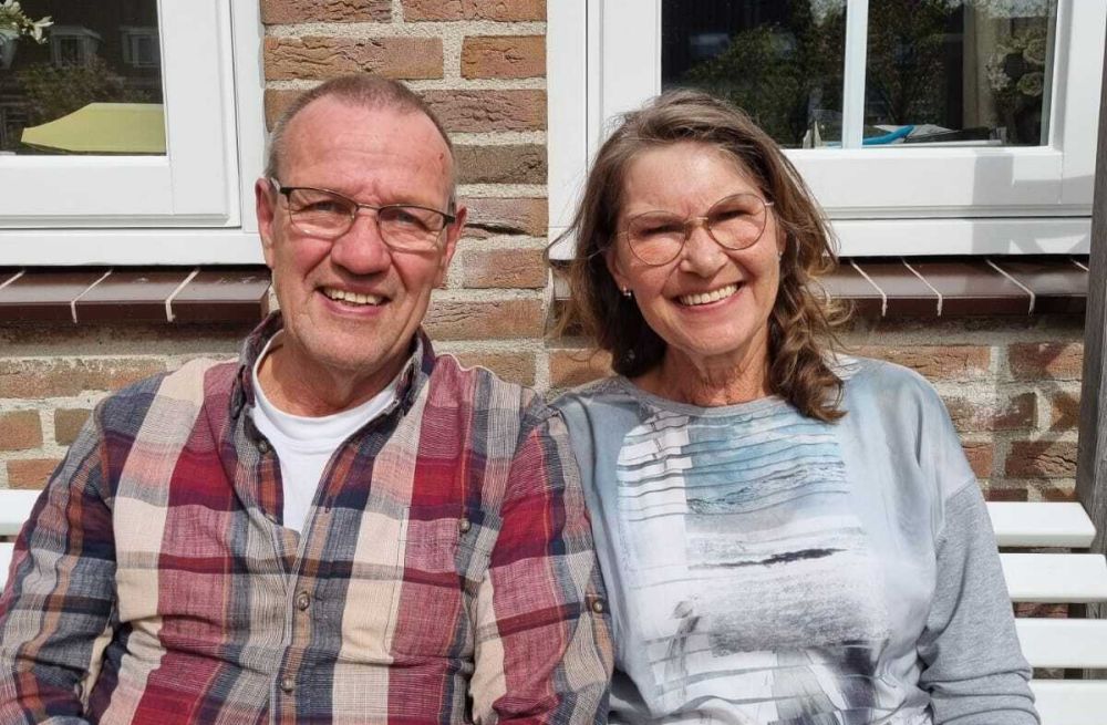 Willy en Marian van Kouteren nemen afscheid van Oranje Comité Fijnaart