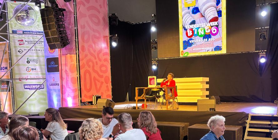 De vrijdagmiddagbingo: hard werken, veel lachen en de ‘achetachetug’