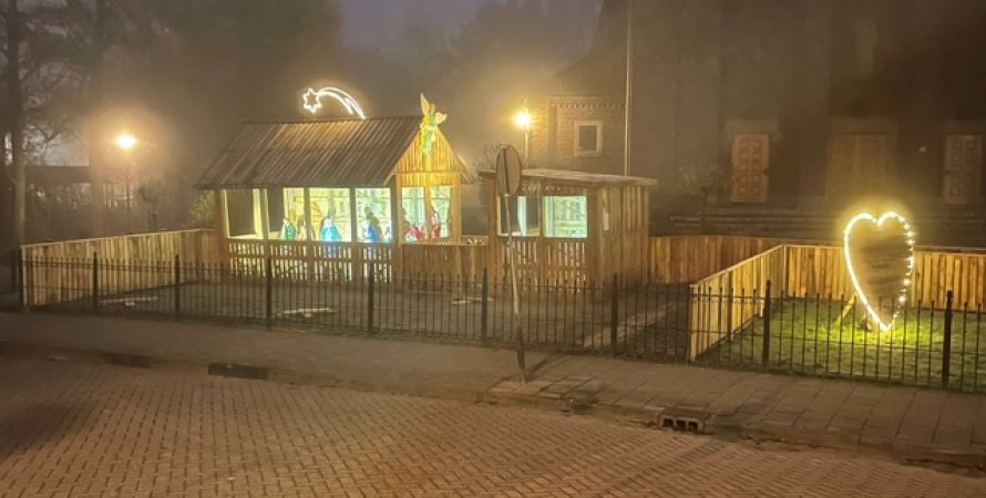 De Kerststal staat weer ….