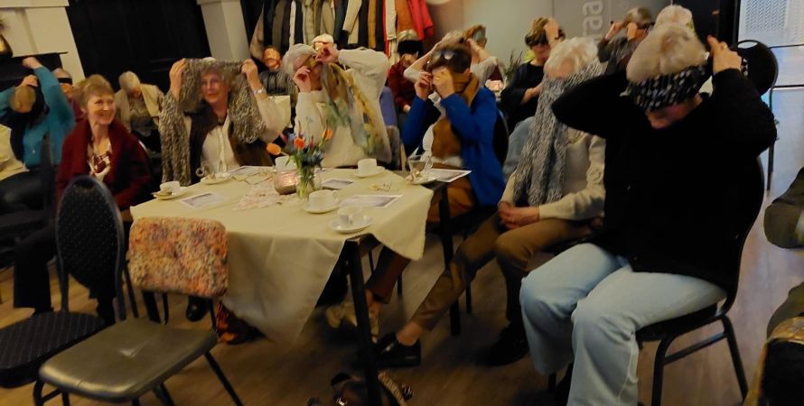 Vrouwenvereniging Fijnaart en Omstreken ging ontspannen het nieuwe jaar in